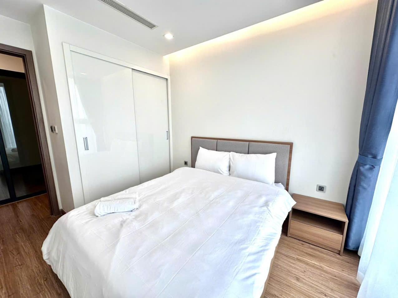 Luxury Apartment In Vinhomes Metropolis Hanoi Exterior photo