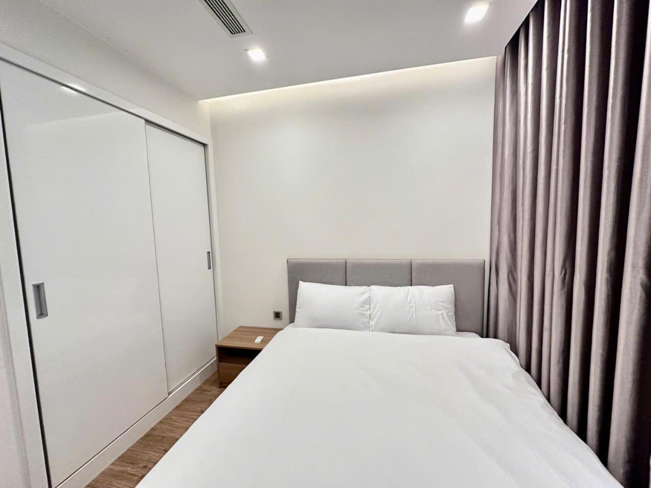 Luxury Apartment In Vinhomes Metropolis Hanoi Exterior photo