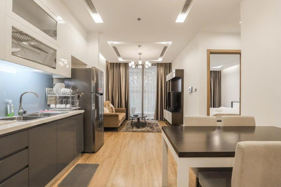 Luxury Apartment In Vinhomes Metropolis Hanoi Exterior photo