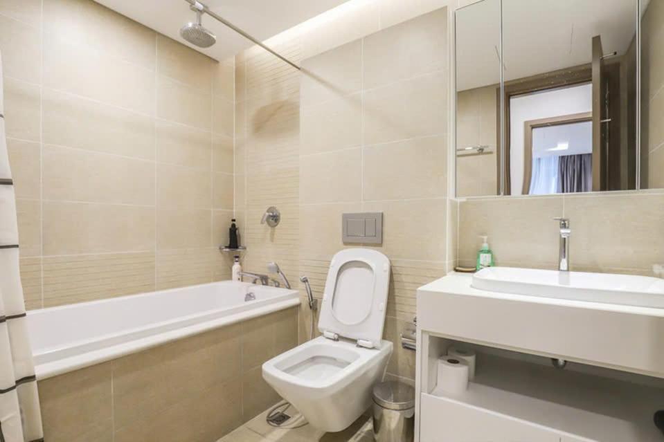 Luxury Apartment In Vinhomes Metropolis Hanoi Exterior photo